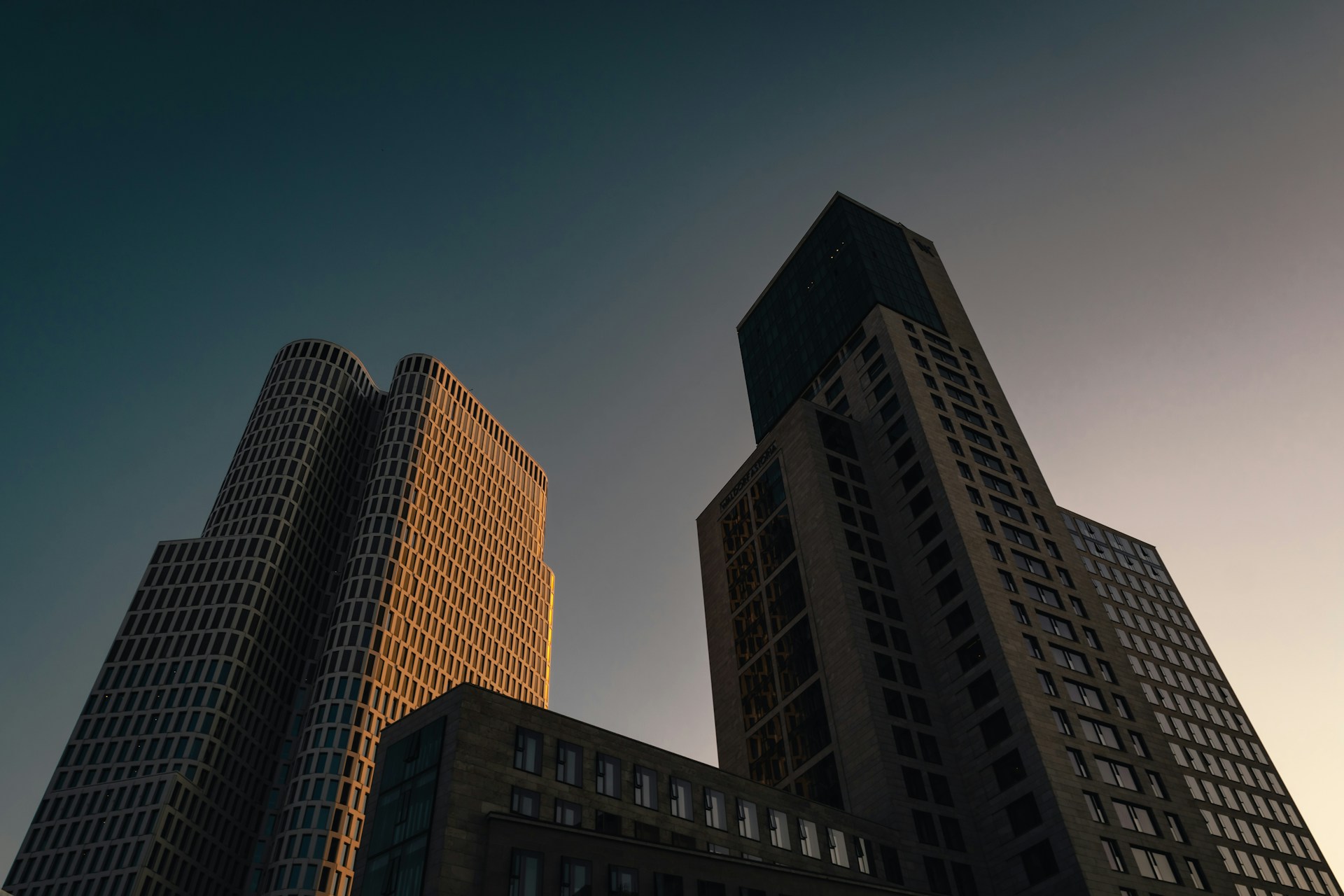 A Complete Guide to Starting a Consulting Business