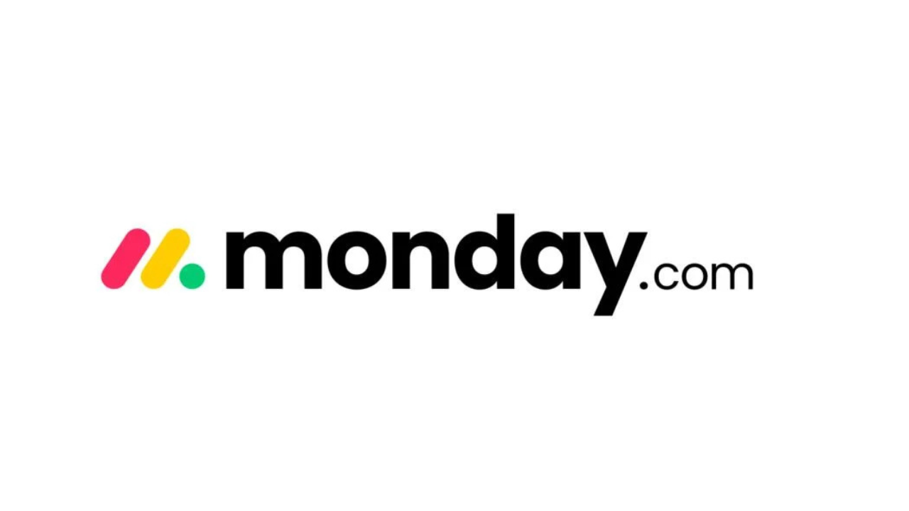 Monday CRM