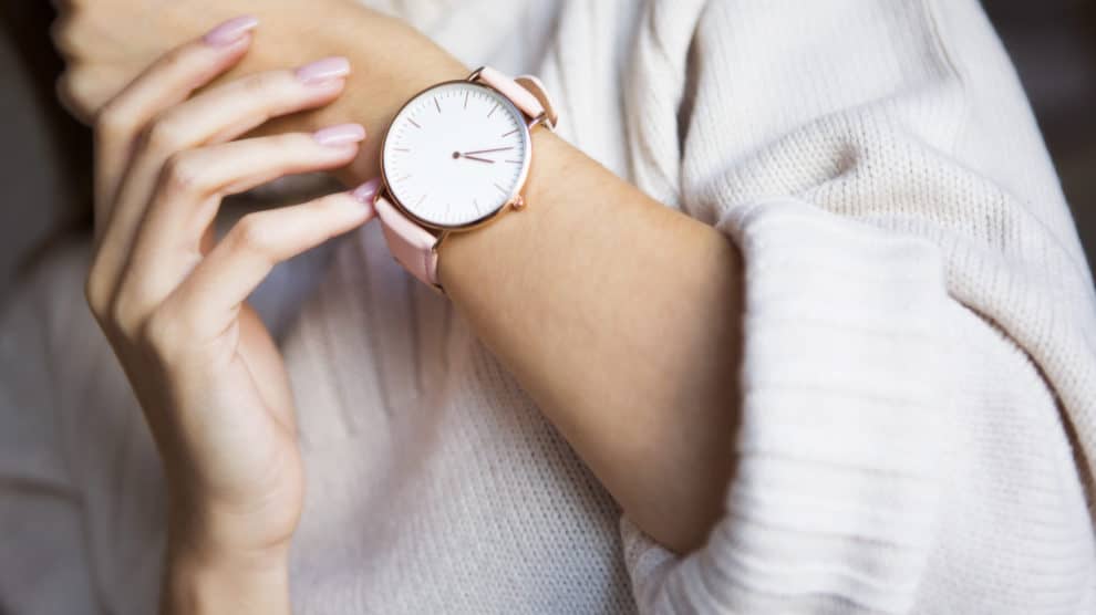 HOW TO CHOOSING BEST WATCHES FOR WOMEN