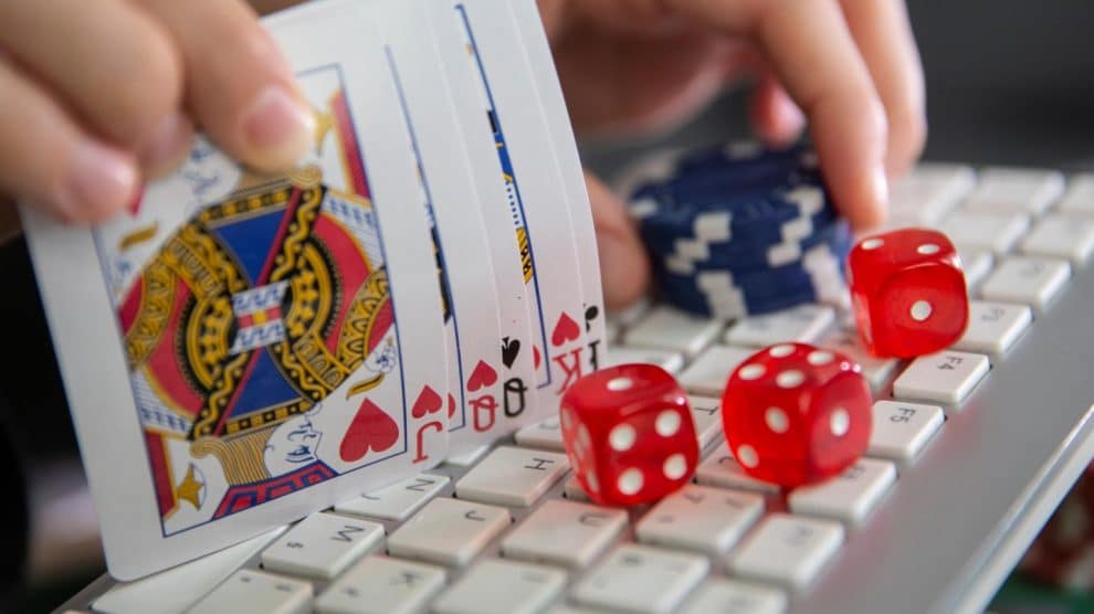 4 Eye-Catching Online Casino Games
