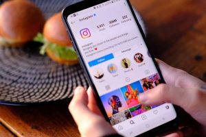 9 Reasons to Use Instagram for Business