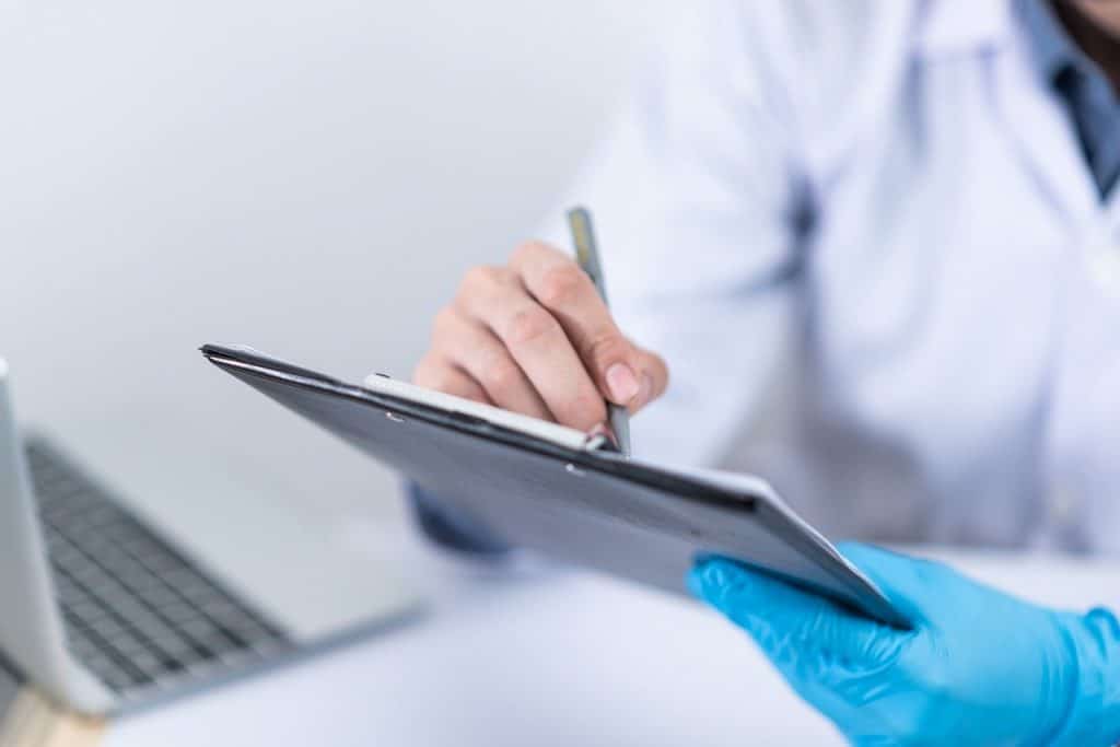 Thinking About A Career In Healthcare? Here Are Some Useful Tips