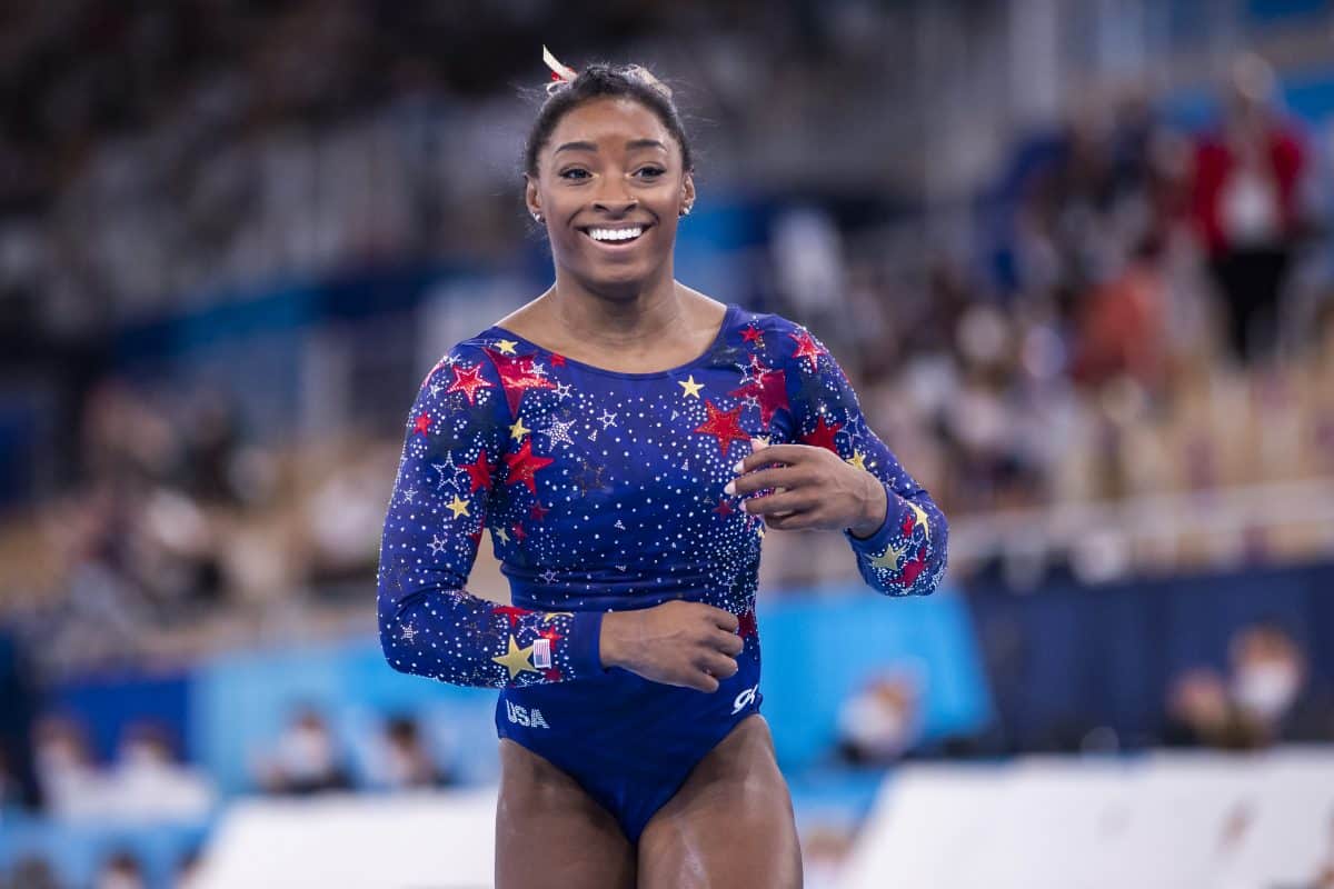 Simone Biles'in Net Değeri: Olympian Jimnastikçinin Değeri Ne Kadar?