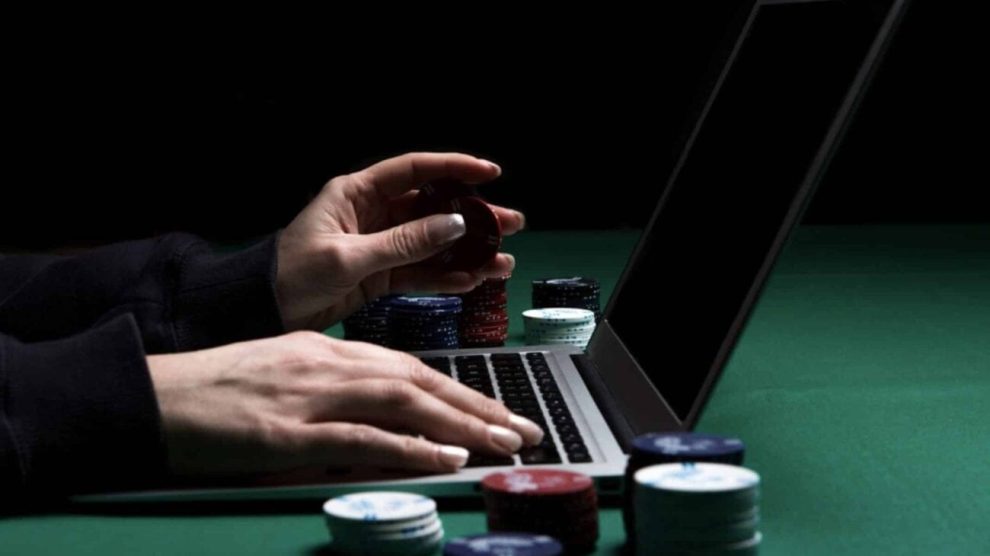 Why Online Gambling Is So Popular In 2022
