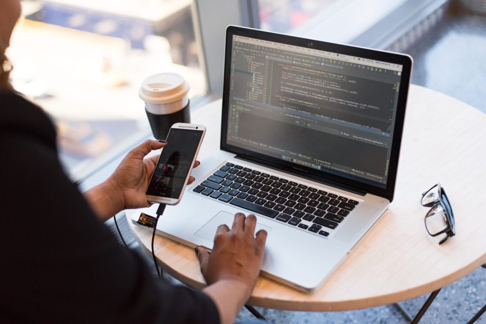 Which is better, a hybrid or native approach for mobile app development?