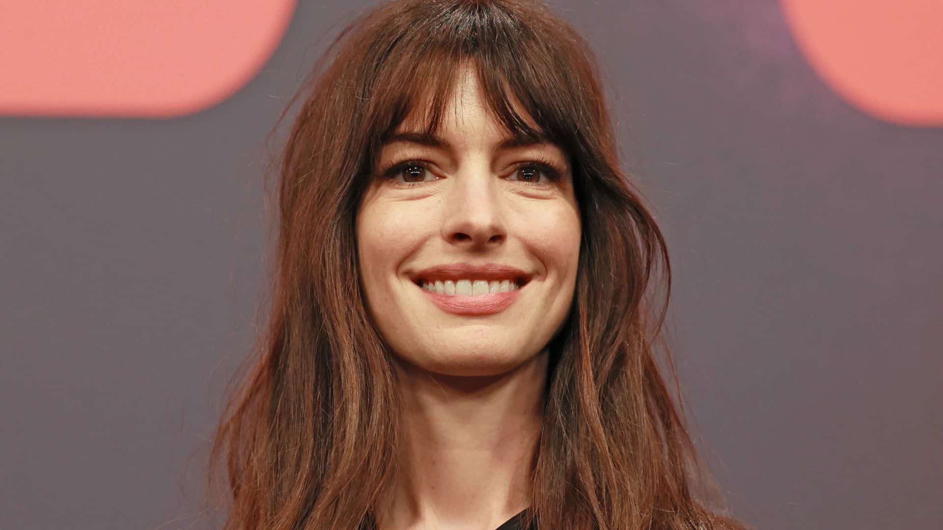 Anne Hathaway Most Beautiful And Hottest Young Hollywood Actress