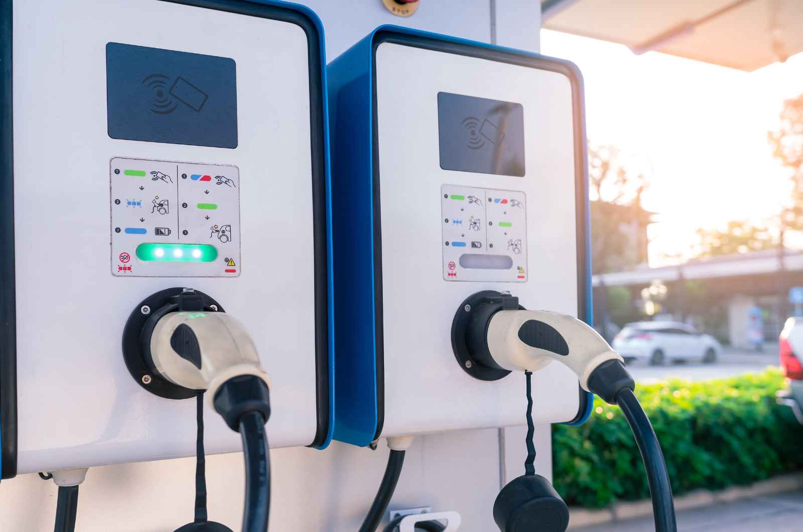 The Future of Electric Vehicle Load Balancing Exploring Load Sharing EV Chargers