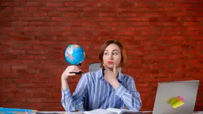 Why English is the Mandatory Skill to Get a Well-Paid Job Nowadays