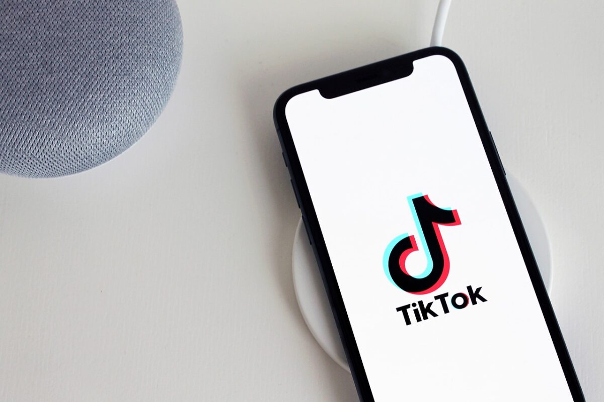 7 Best Sites to Buy TikTok Likes in 2025 (Safe, Fast & Real)