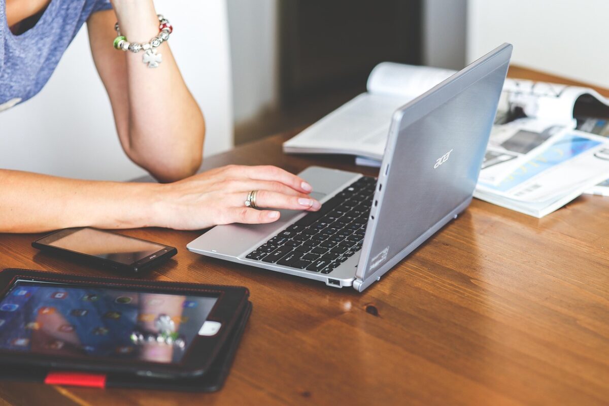 8tshare6a Software Download Guide: Features, Safety, and Alternatives