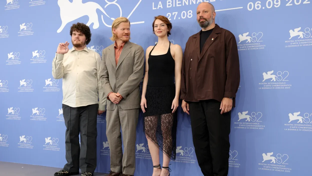Bugonia Review: Emma Stone and Jesse Plemons get a Standing Ovation at the Venice Film Festival