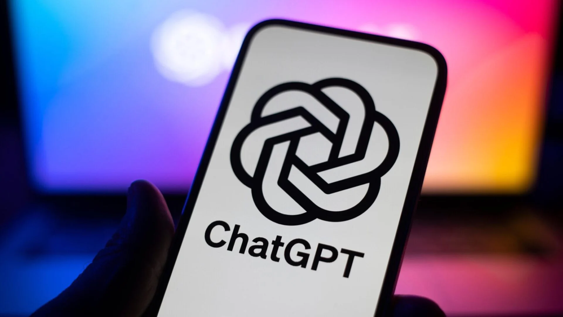 Can People See Your ChatGPT Chats? Privacy Warning for Users