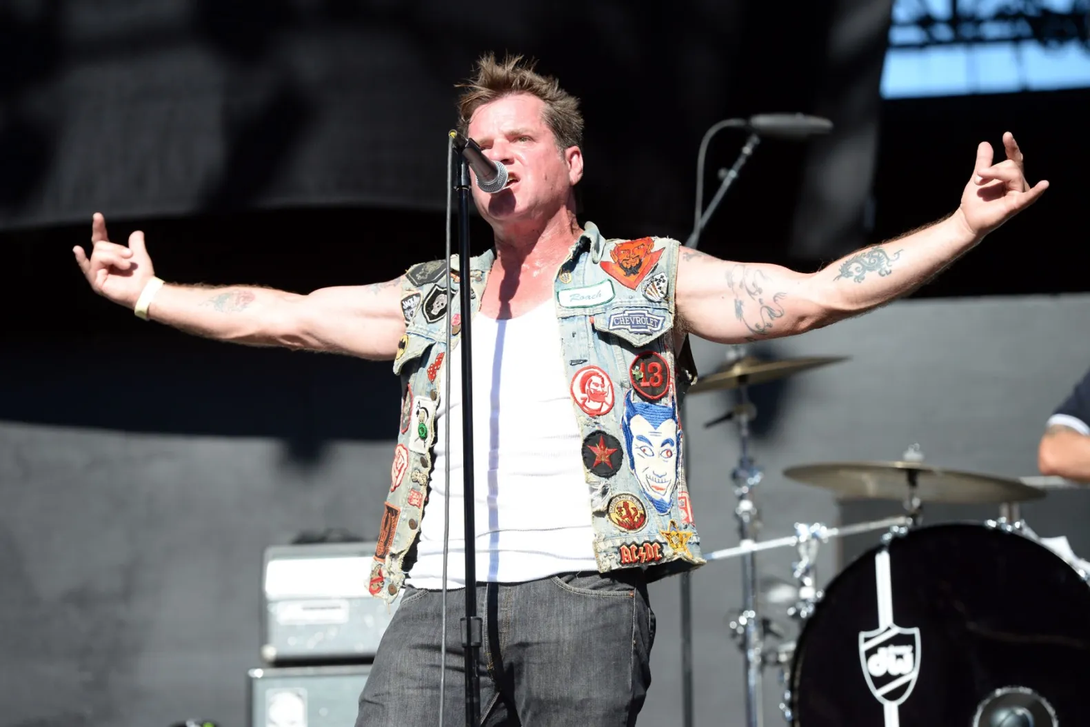 David Roach, Lead Vocalist of Junkyard Band, Dies of Cancer at the Age of 59