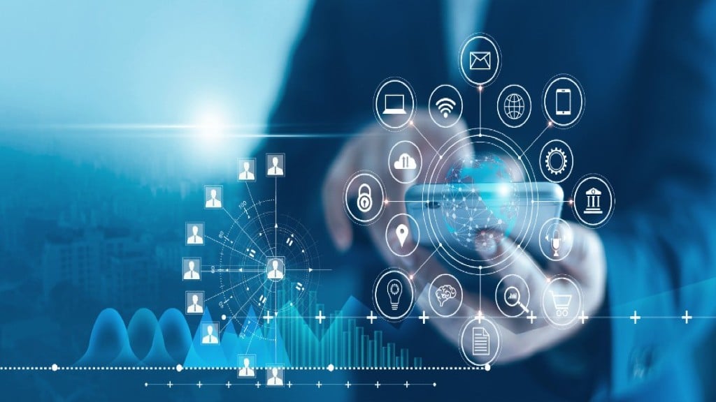Major Advantages & Disadvantages Of Digital Marketing